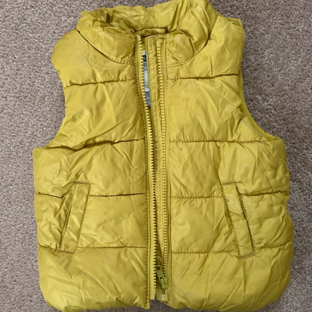 Cute Vest - Picture 2 of 4